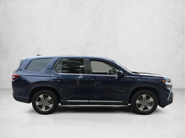 Certified 2025 Honda Pilot EX-L image 4