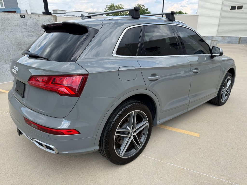 Used 2019 Audi SQ5 Premium Plus w/ Premium Plus Package AWD/4WD image 3