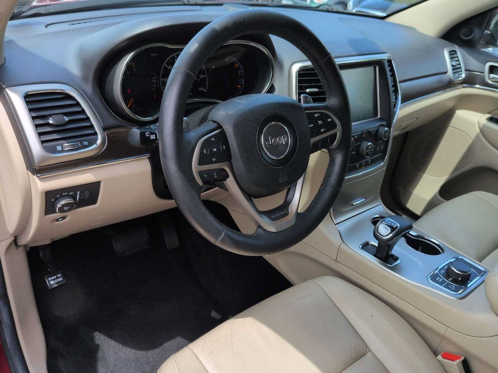Used 2014 Jeep Grand Cherokee Limited AWD/4WD image 10