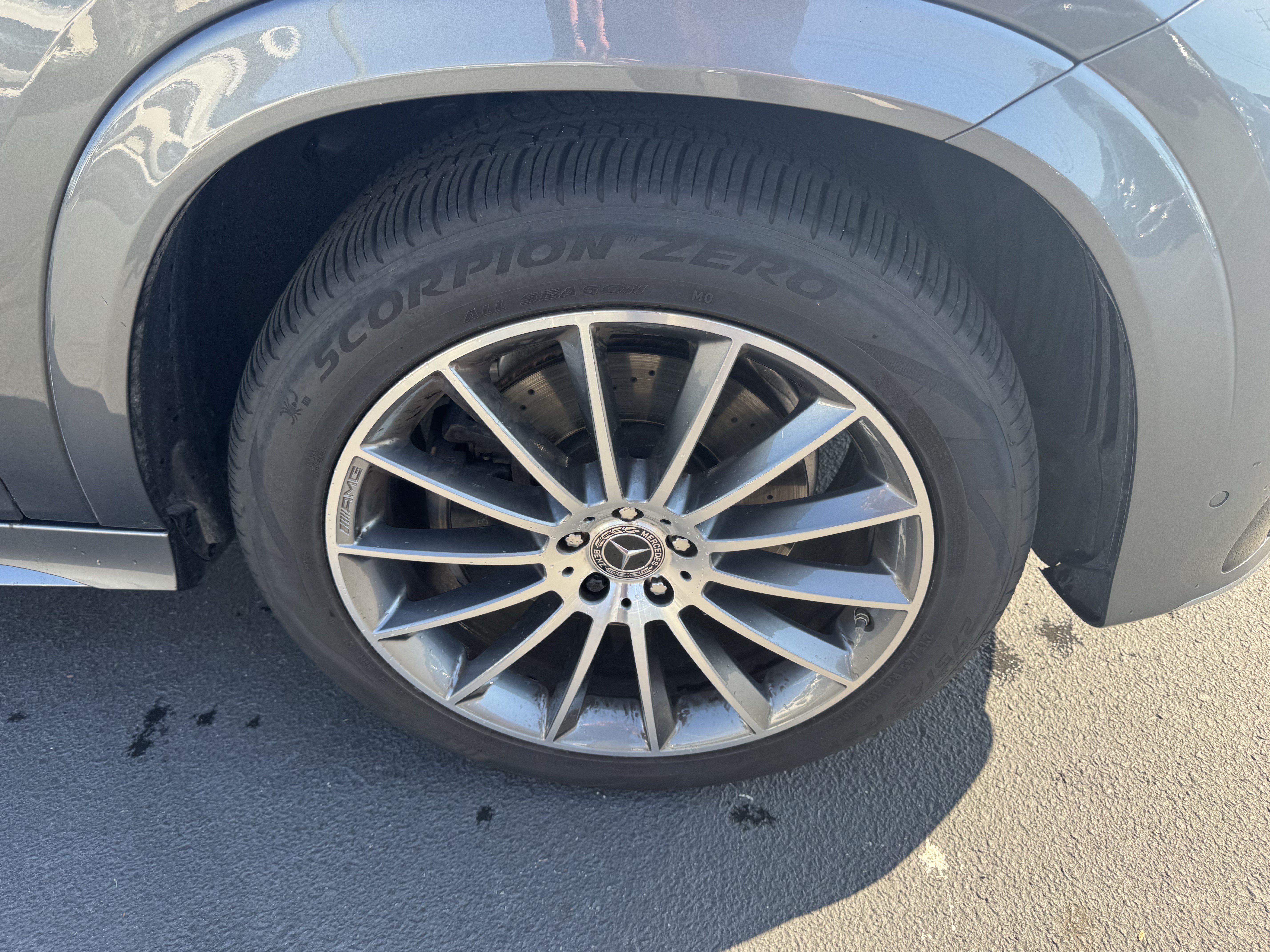 Used 2025 Mercedes-Benz GLE 350 4MATIC image 33