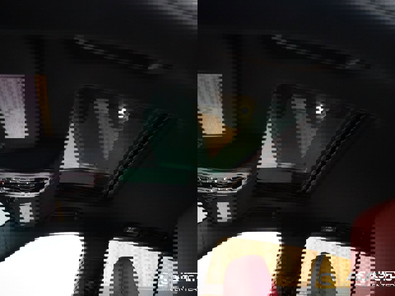 Used 2014 Porsche Panamera 4 image 31