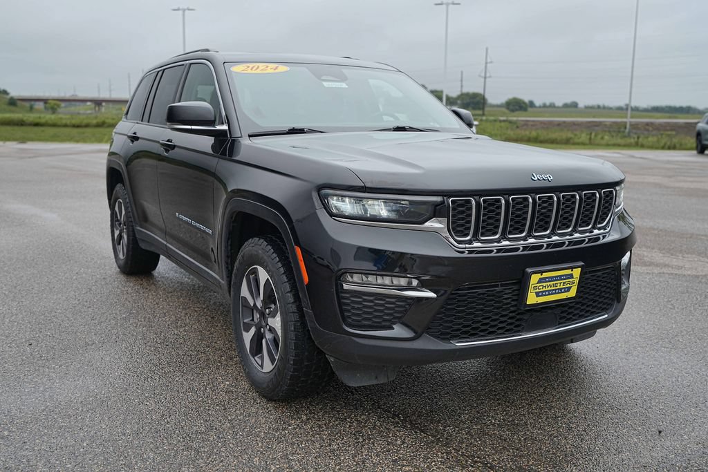 Used 2024 Jeep Grand Cherokee Limited 4xe AWD/4WD image 4