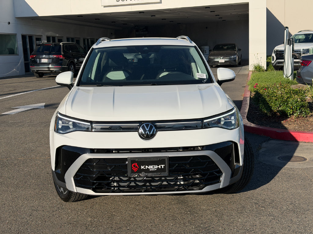 New 2026 Volkswagen Taos SEL AWD/4WD image 4