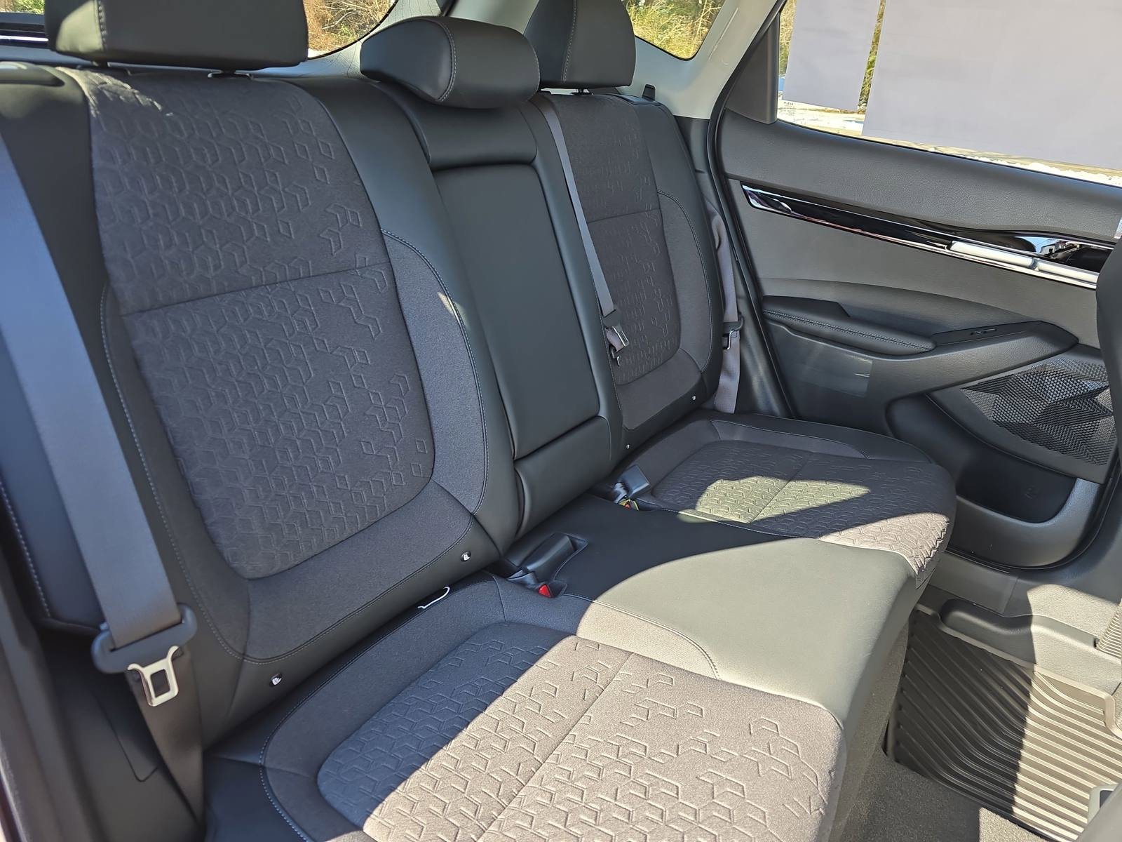 New 2026 Kia Seltos S FWD image 11