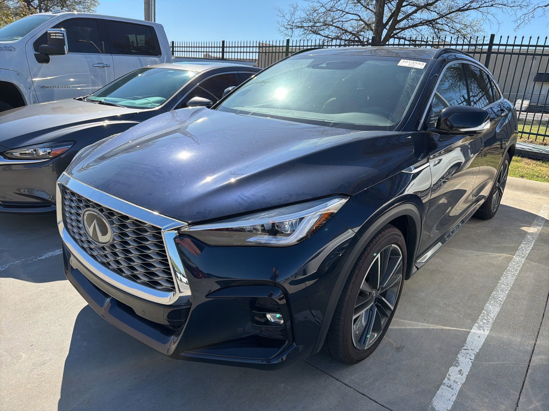 Certified 2025 INFINITI QX55 Sensory image 10