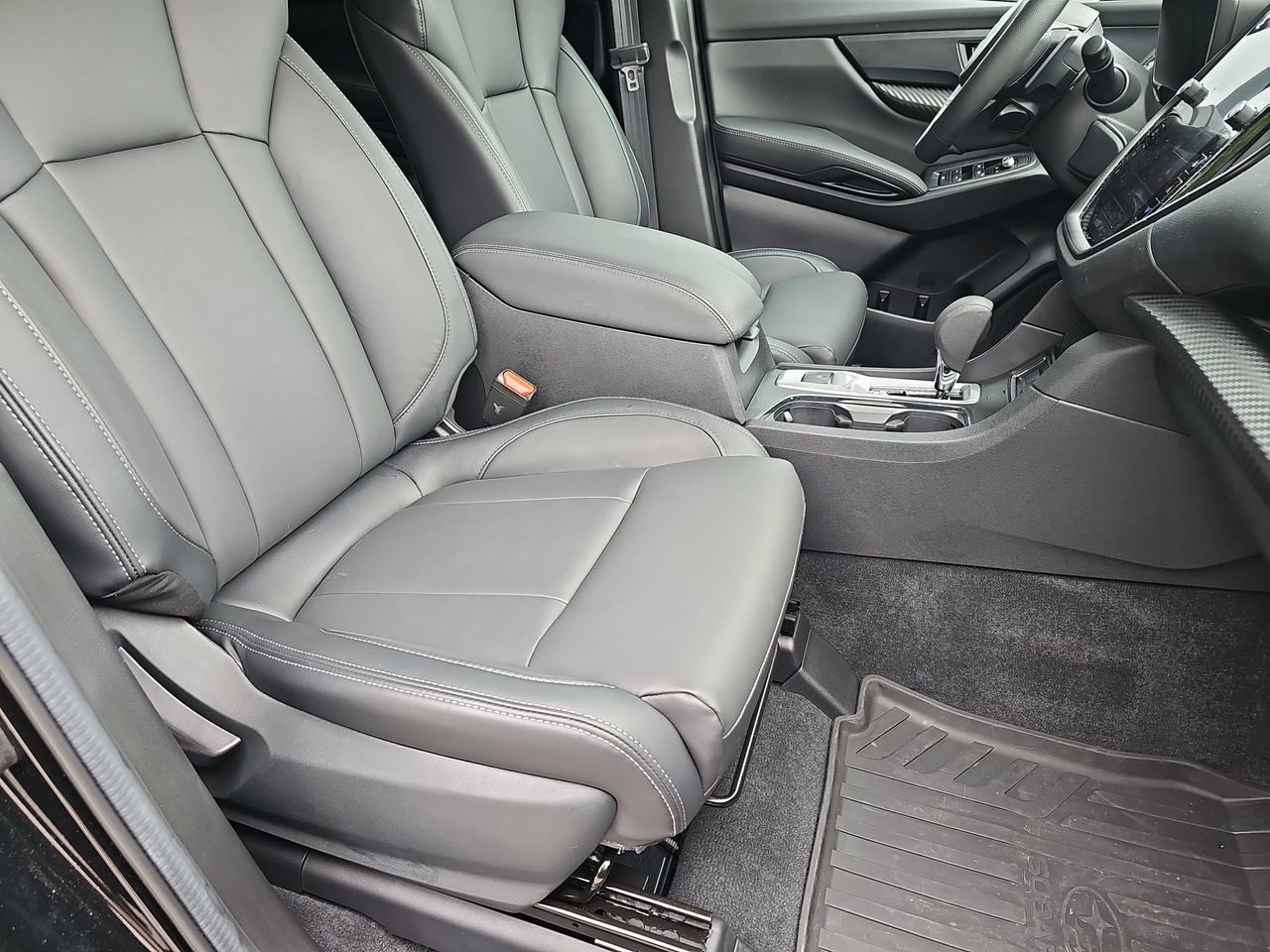 Used 2026 Subaru Ascent Premium AWD/4WD image 13