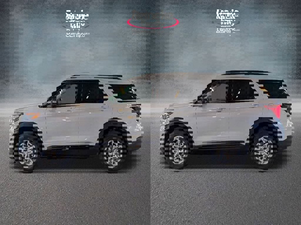 New 2026 Ford Explorer Active image 9