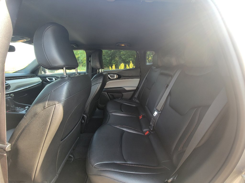 Used 2024 Jeep Compass Limited image 30