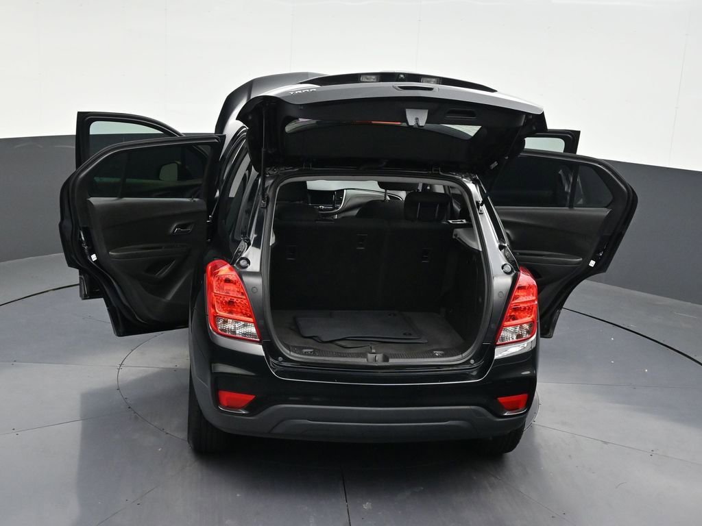 Used 2020 Chevrolet Trax LS FWD image 35