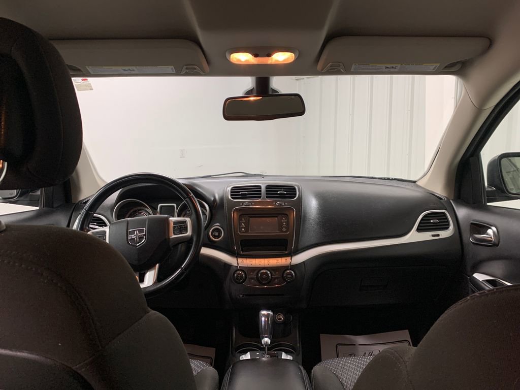 Used 2019 Dodge Journey SE w/ Premium Group image 18