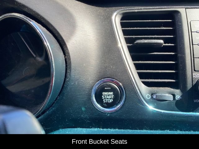 Used 2017 Kia Sedona LX w/ LX Essentials Premium Package FWD image 18