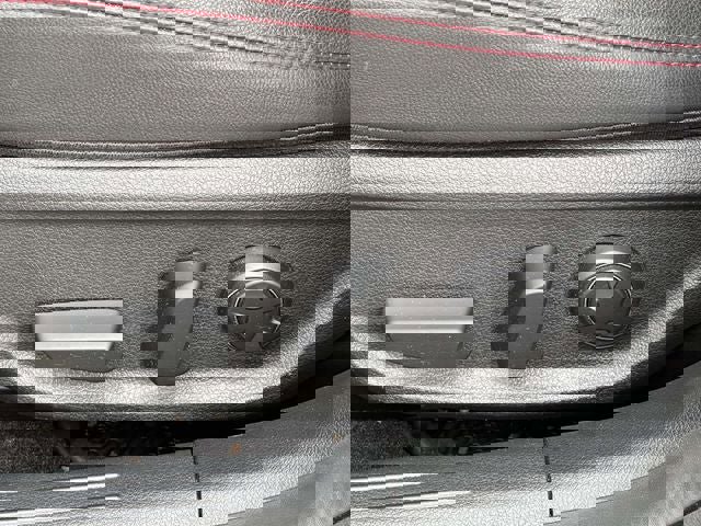 Used 2025 Genesis G70 2.5T w/ Sport Prestige Package image 18