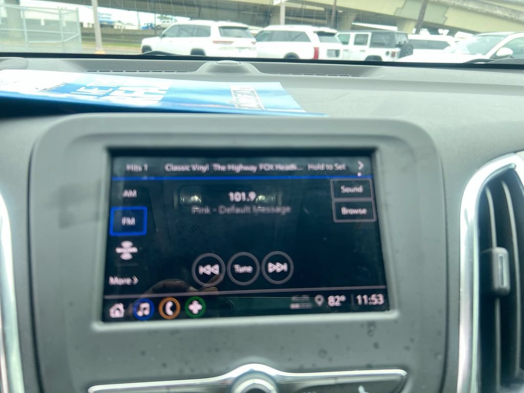 Used 2023 Chevrolet Equinox LS FWD image 12