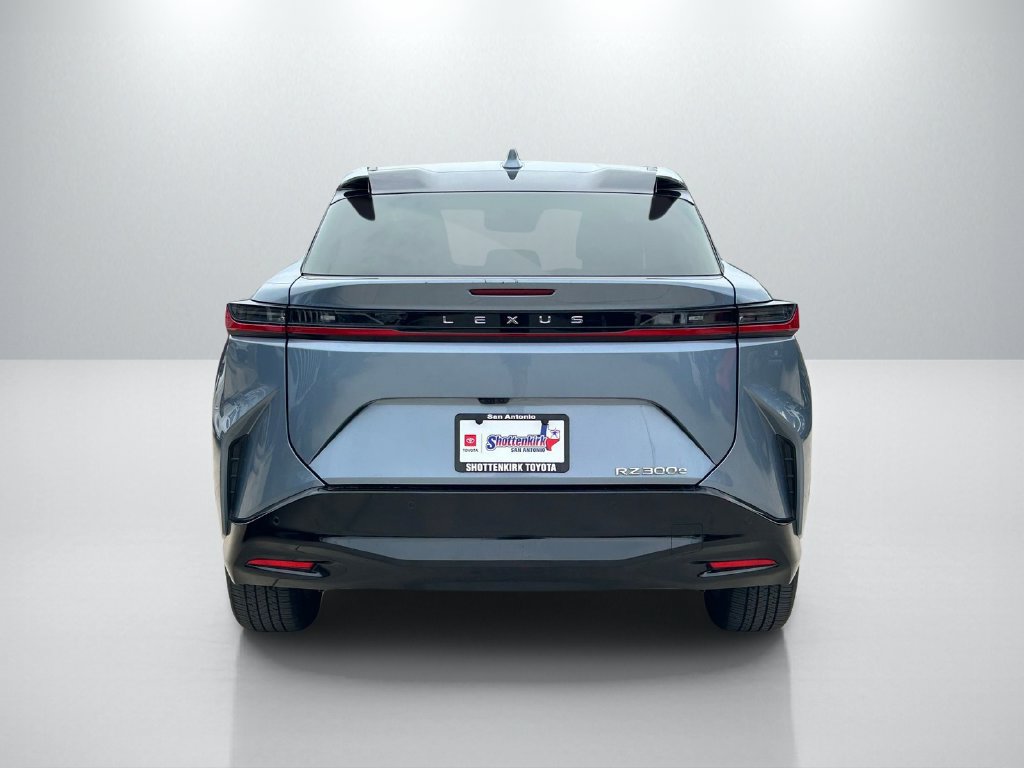 Used 2024 Lexus RZ 300e Premium FWD image 6