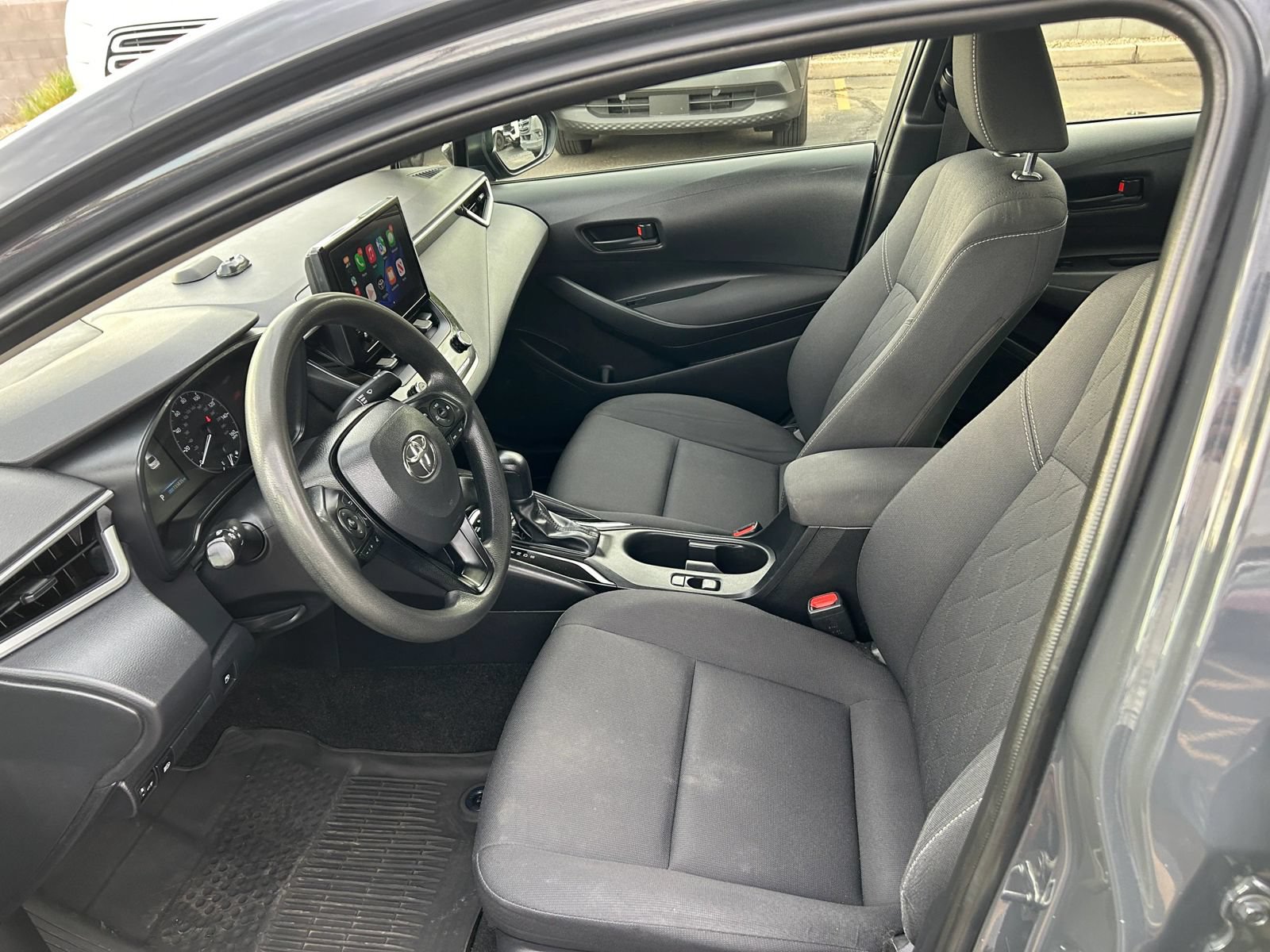 Used 2023 Toyota Corolla LE FWD image 10