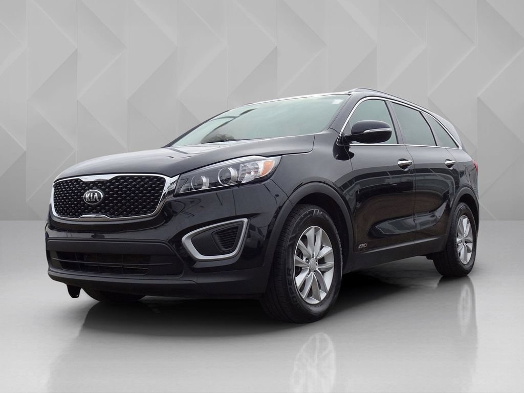 Used 2017 Kia Sorento AWD w/ LX Convenience Package