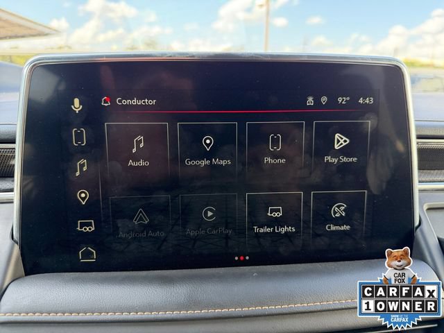 Used 2024 GMC Yukon AT4 w/ Technology Package AWD/4WD image 8