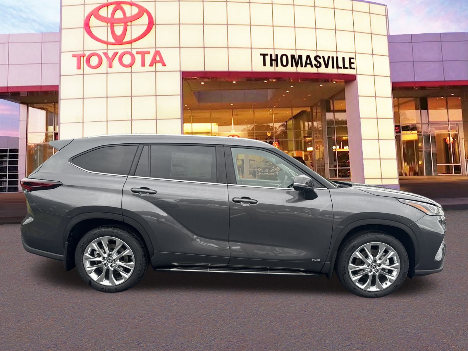 New 2025 Toyota Highlander Limited AWD/4WD image 4