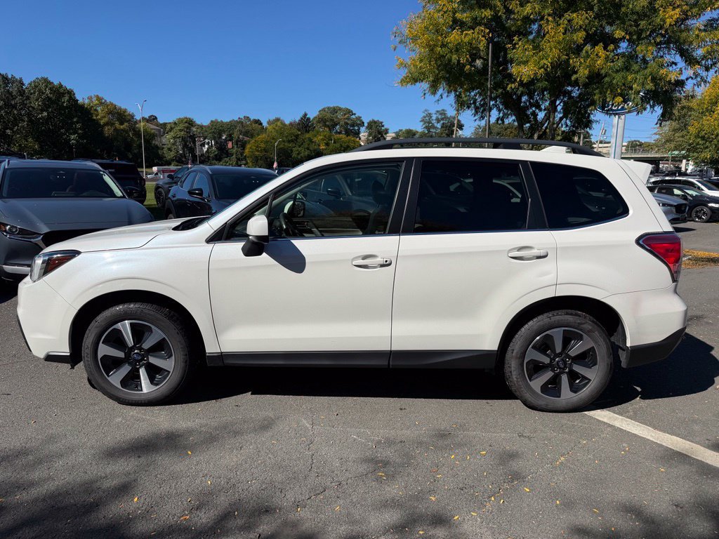 Used 2018 Subaru Forester 2.5i Limited AWD/4WD image 9