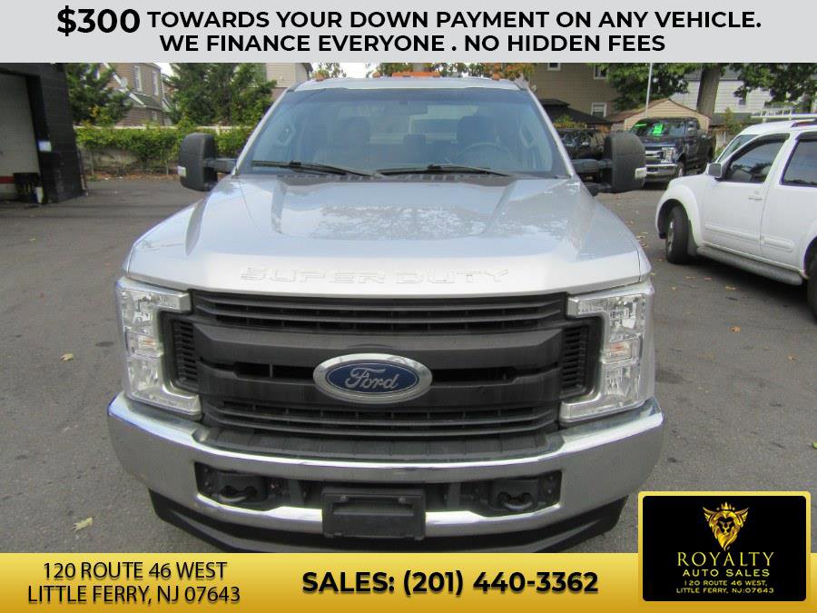 Used 2019 Ford F350 XL w/ XL Value Package image 5