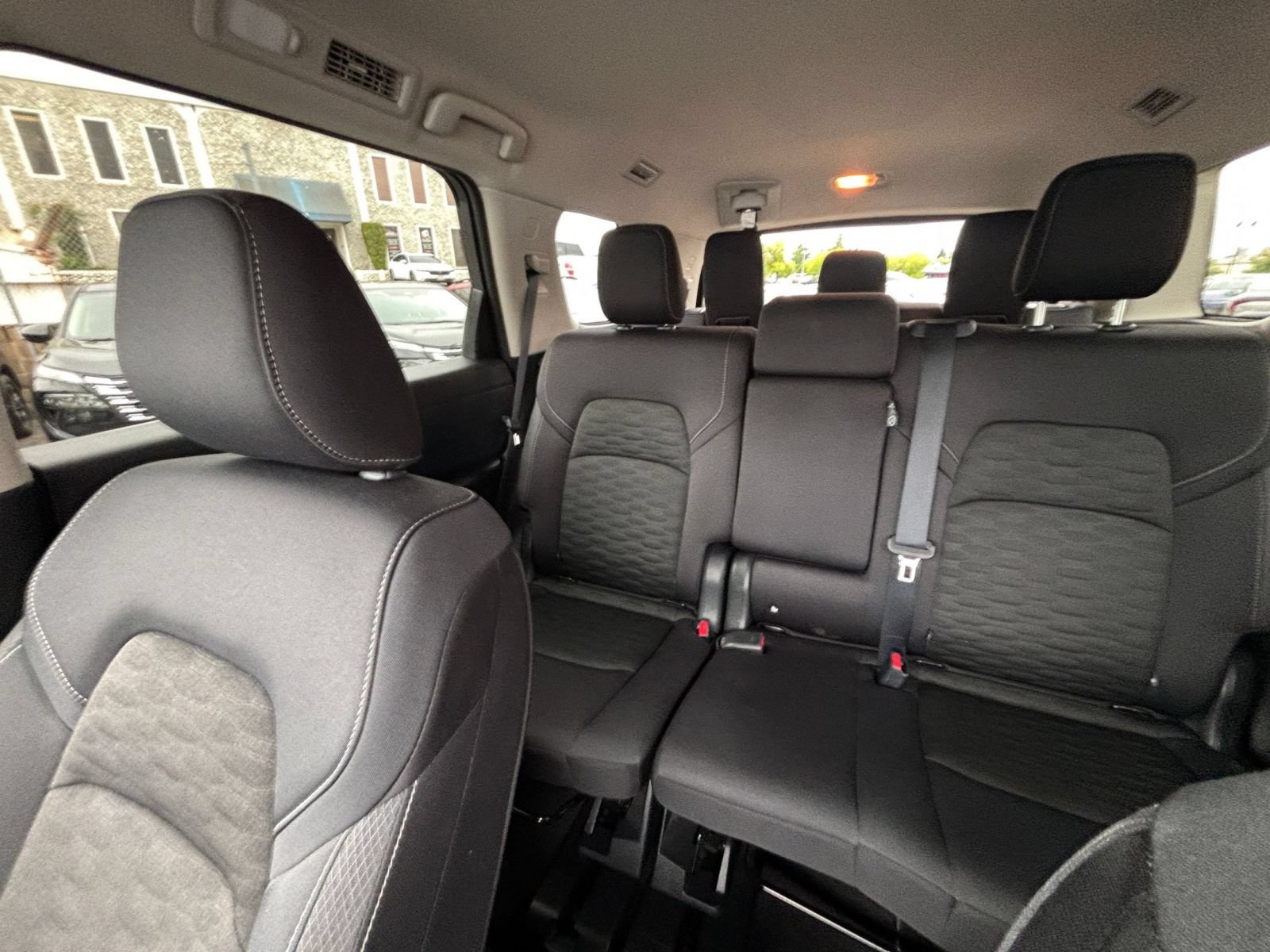 Used 2025 Nissan Pathfinder SV FWD image 42