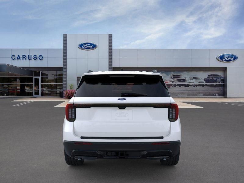 New 2026 Ford Explorer ST-Line w/ ST-Line Street Pack image 5