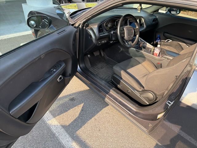 Used 2020 Dodge Challenger SXT RWD image 11