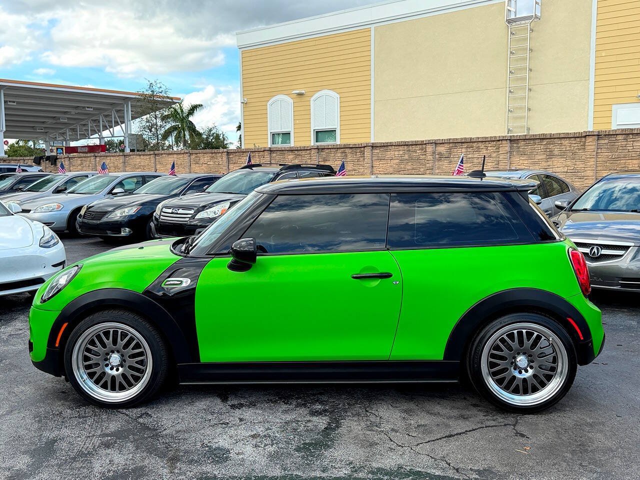 Used 2019 MINI Cooper S FWD image 7