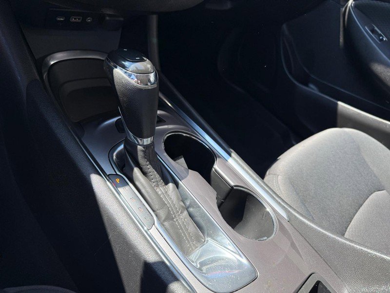 Used 2020 Chevrolet Malibu LT FWD image 27