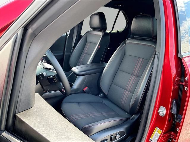 Used 2023 Chevrolet Equinox RS AWD/4WD image 10