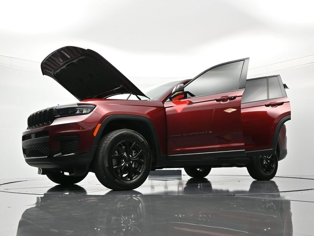 Used 2024 Jeep Grand Cherokee L Altitude image 60