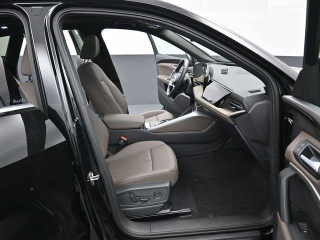 Certified 2025 Audi Q5 Premium w/ Convenience Package image 35