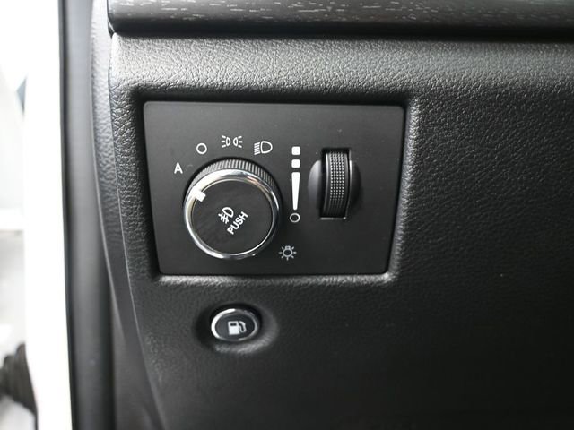 Used 2015 Jeep Grand Cherokee Altitude image 32