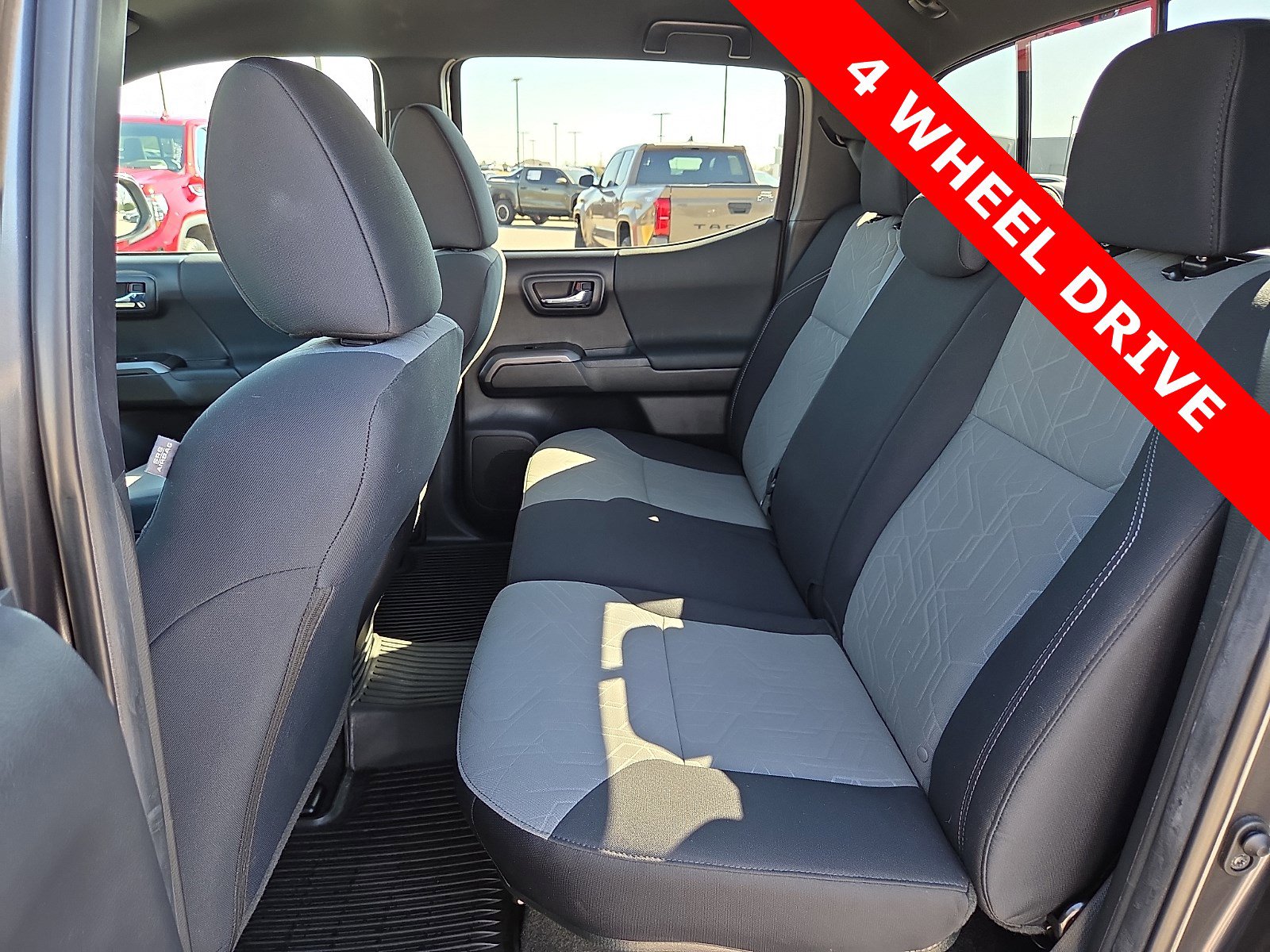 Used 2023 Toyota Tacoma TRD Sport AWD/4WD image 10