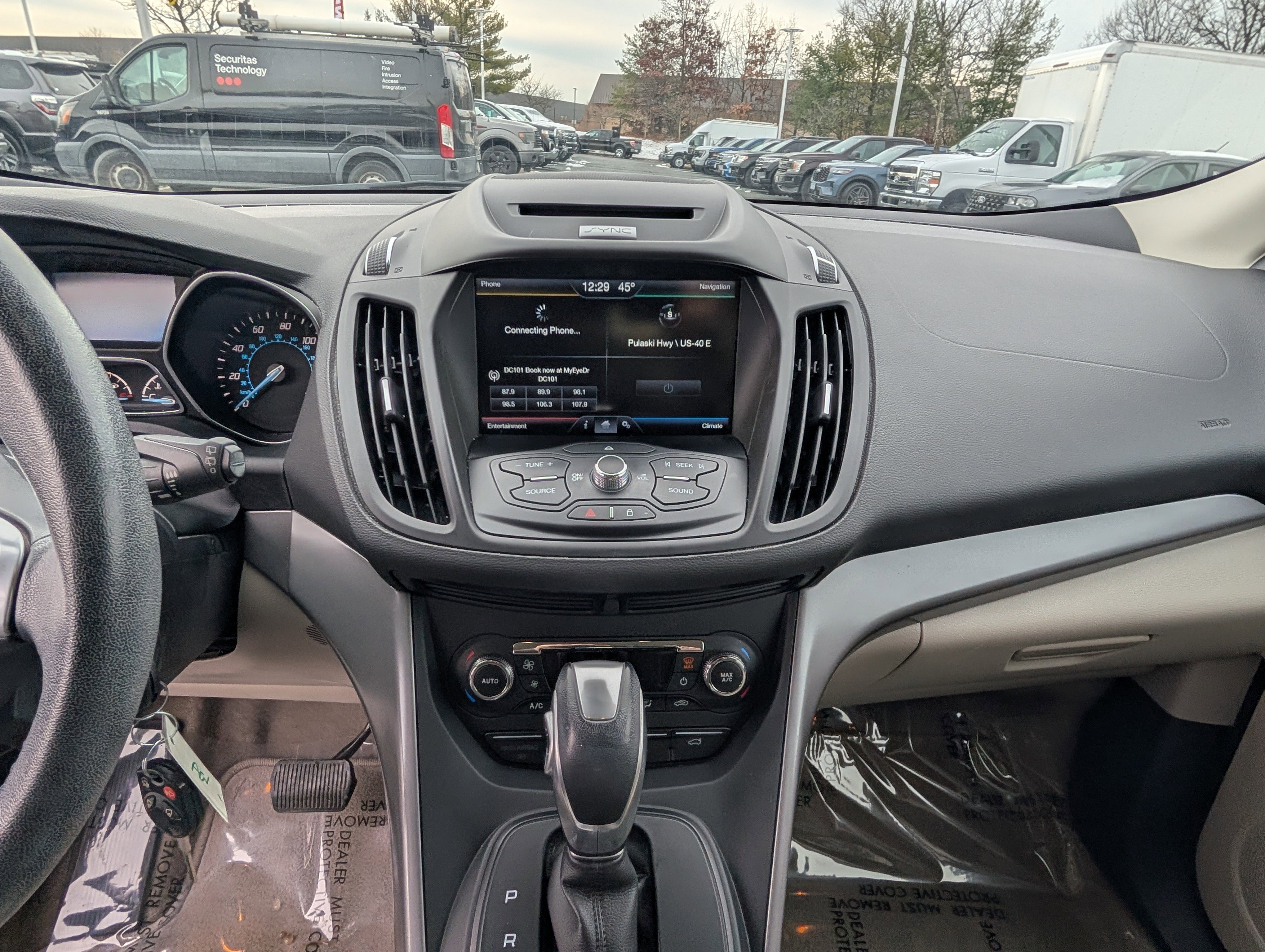 Used 2015 Ford Escape SE w/ Equipment Group 201A image 18