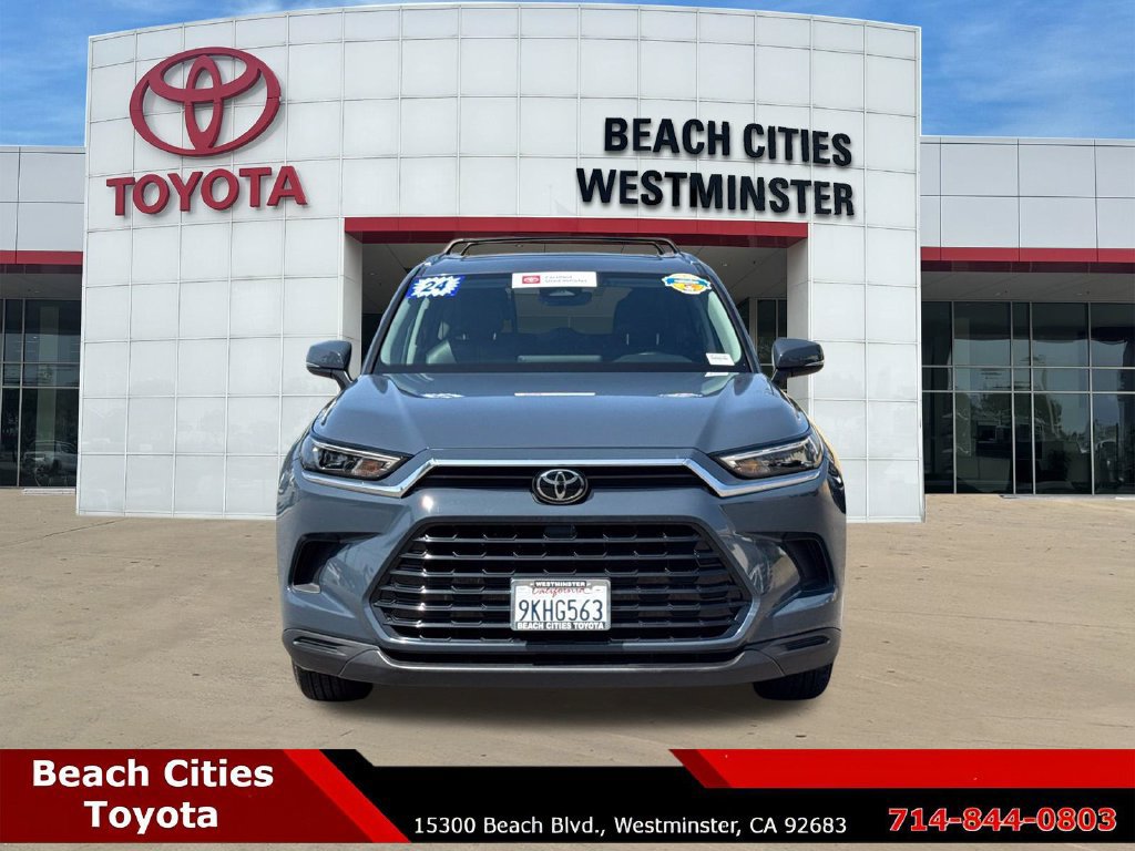 Certified 2024 Toyota Grand Highlander FWD image 4