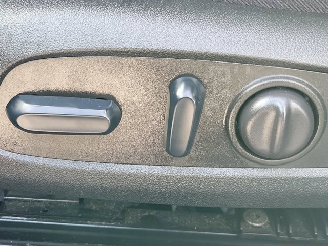 Used 2025 Chevrolet Malibu LT FWD image 25