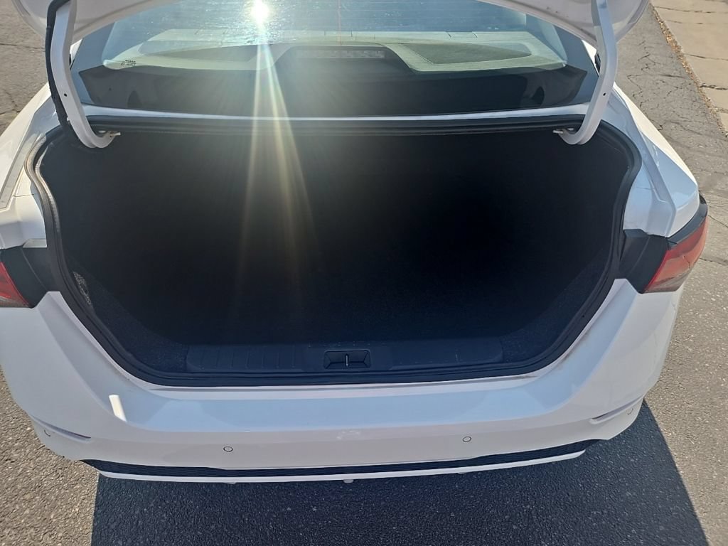 Used 2022 Nissan Sentra SV FWD image 26