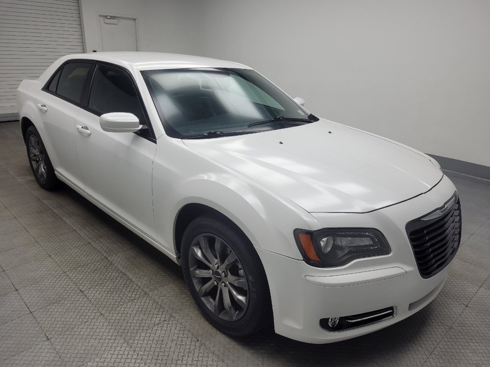 Used 2014 Chrysler 300 S AWD/4WD image 11