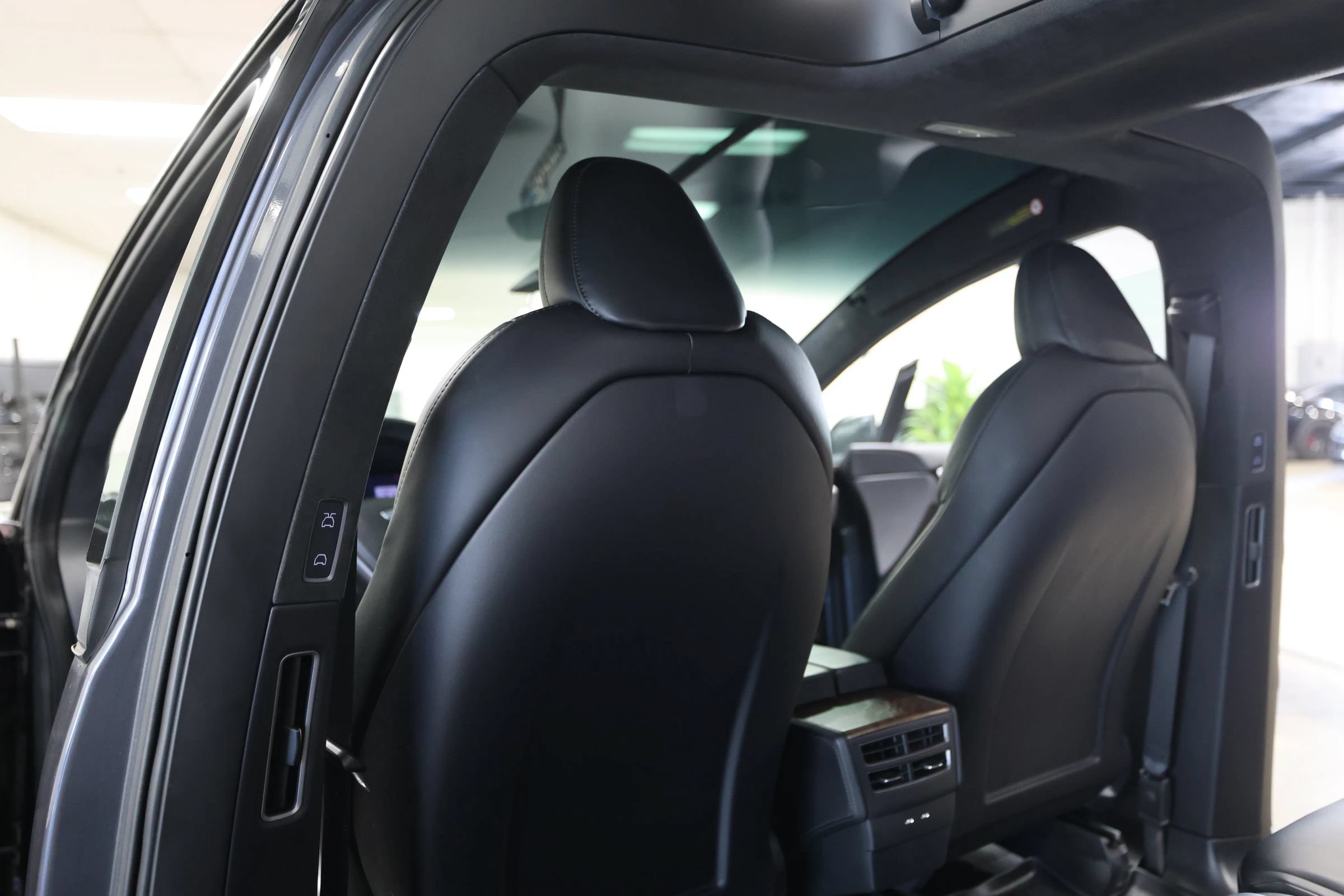 Used 2020 Tesla Model X Long Range AWD/4WD image 49