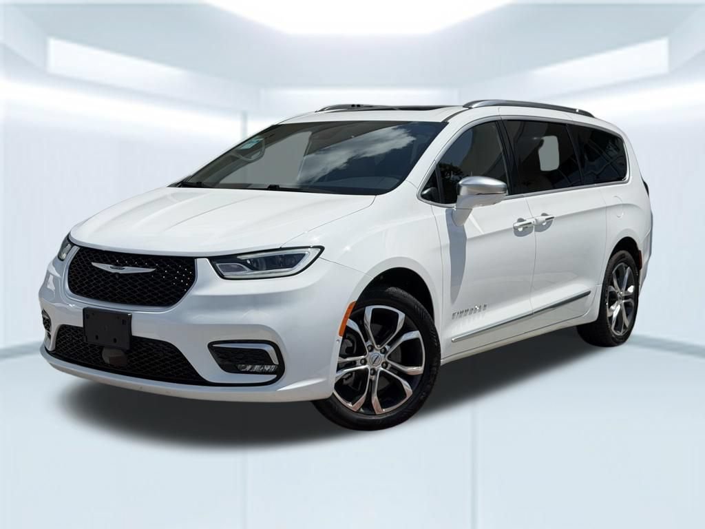 Used 2021 Chrysler Pacifica Pinnacle AWD/4WD image 1