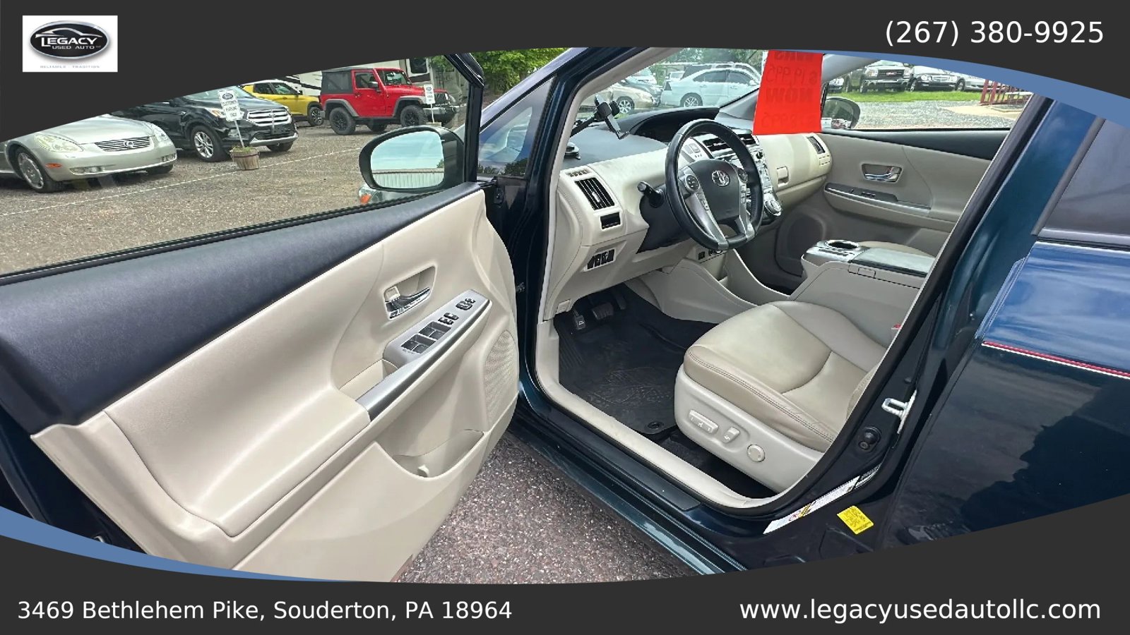 Used 2017 Toyota Prius V Four FWD image 30