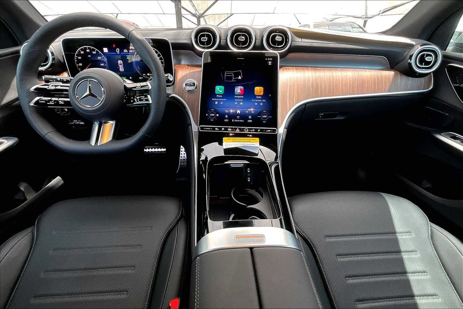 New 2025 Mercedes-Benz GLC 350e 4MATIC image 8