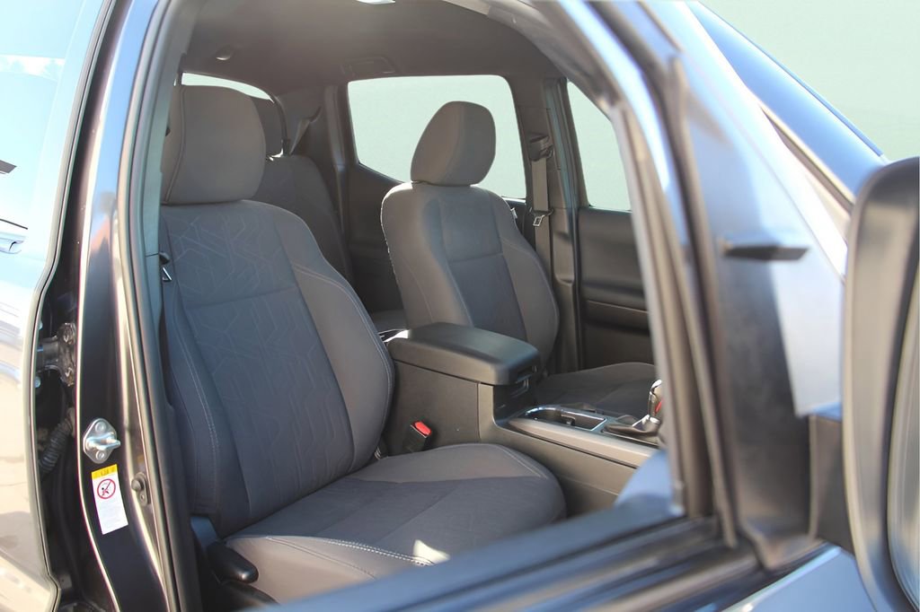 Used 2019 Toyota Tacoma TRD Sport image 25