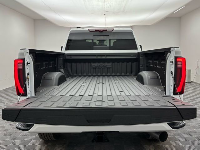 New 2026 GMC Sierra 2500 Denali w/ Denali Reserve Package AWD/4WD image 11