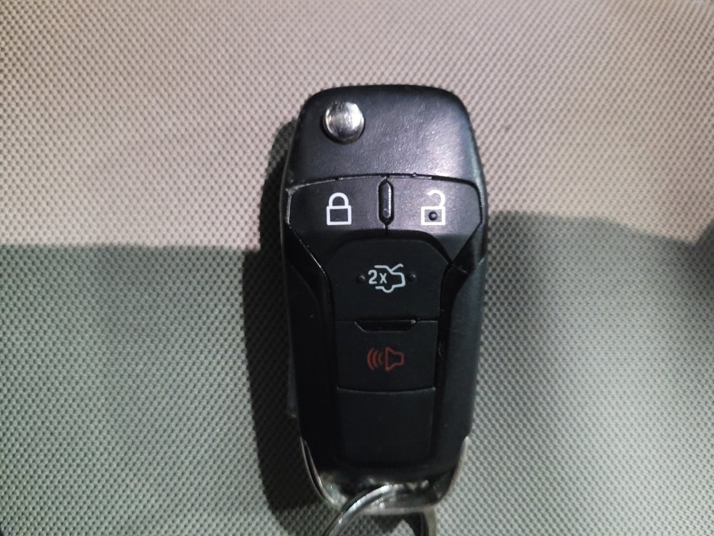Used 2021 Ford Explorer 4WD image 32