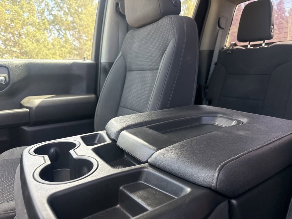 Used 2022 GMC Sierra 2500 Pro w/ Convenience Package RWD image 26