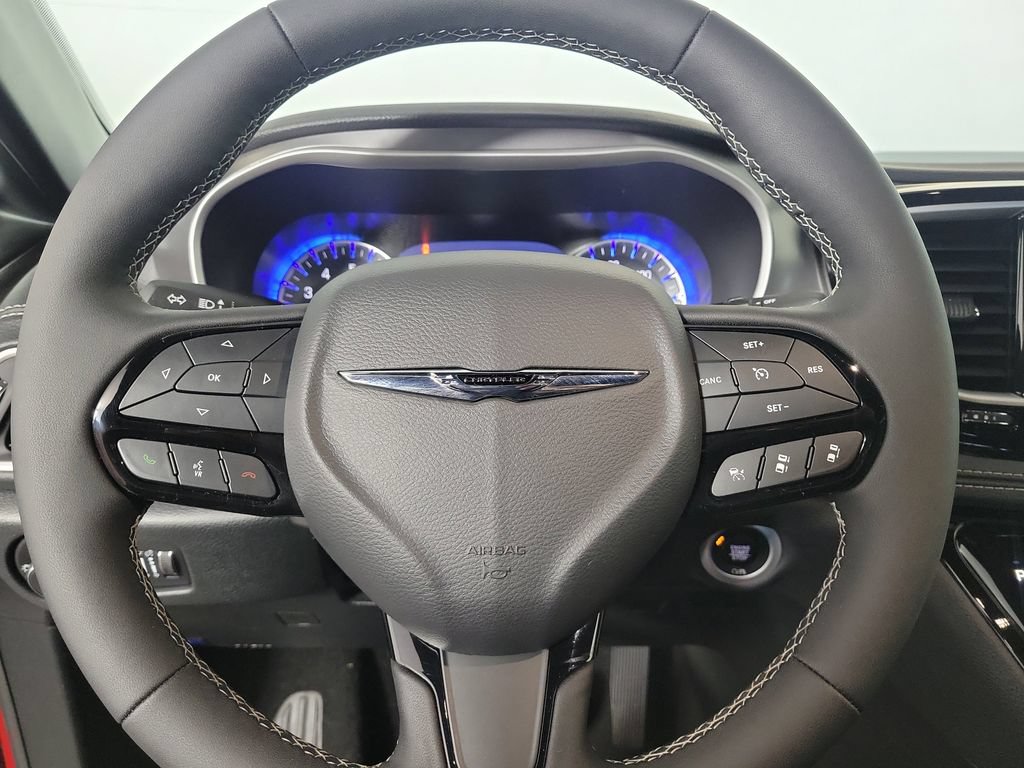 New 2026 Chrysler Pacifica Select FWD image 15