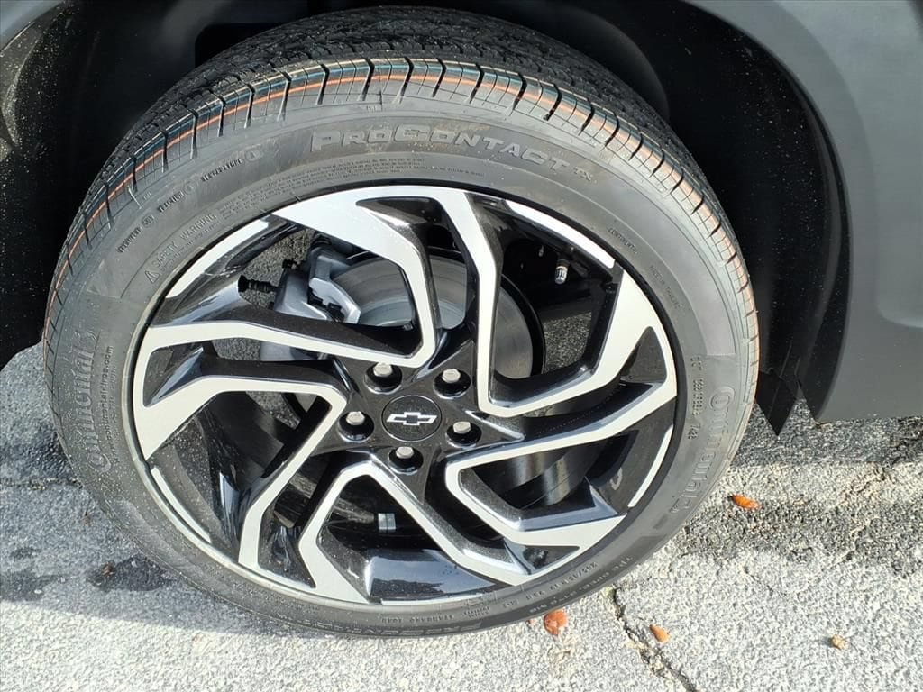 New 2026 Chevrolet TrailBlazer RS w/ Convenience Package FWD image 11
