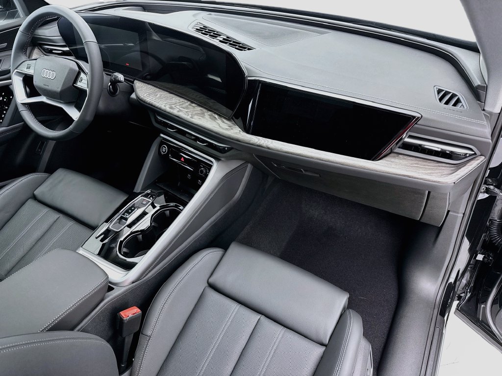 New 2026 Audi Q5 Premium AWD/4WD image 17